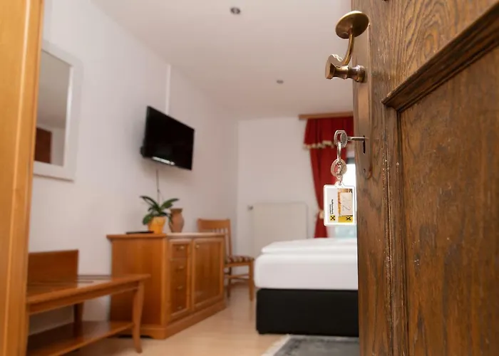 بيت ريفي Tauser