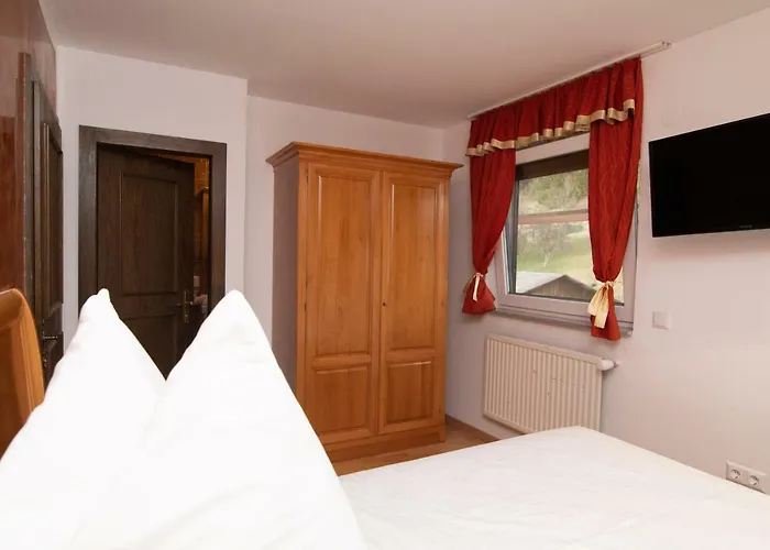 بيت ريفي Tauser