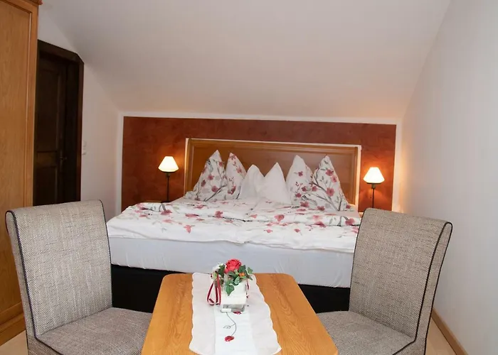 Tauser بيت ريفي *